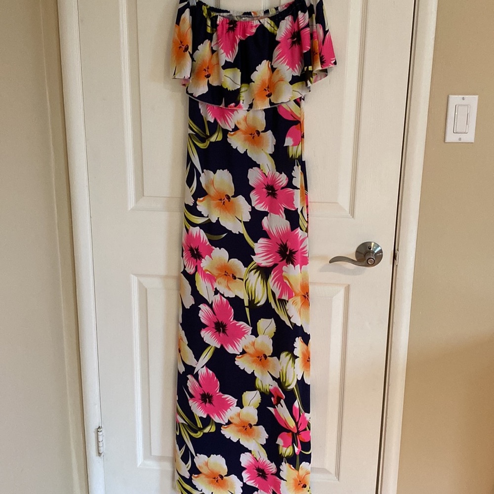 Long flower print strapless dress in size S